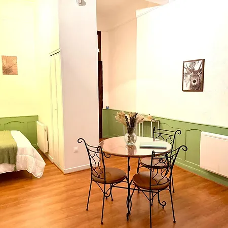 Dans Le Centre * Bagnères-de-Bigorre